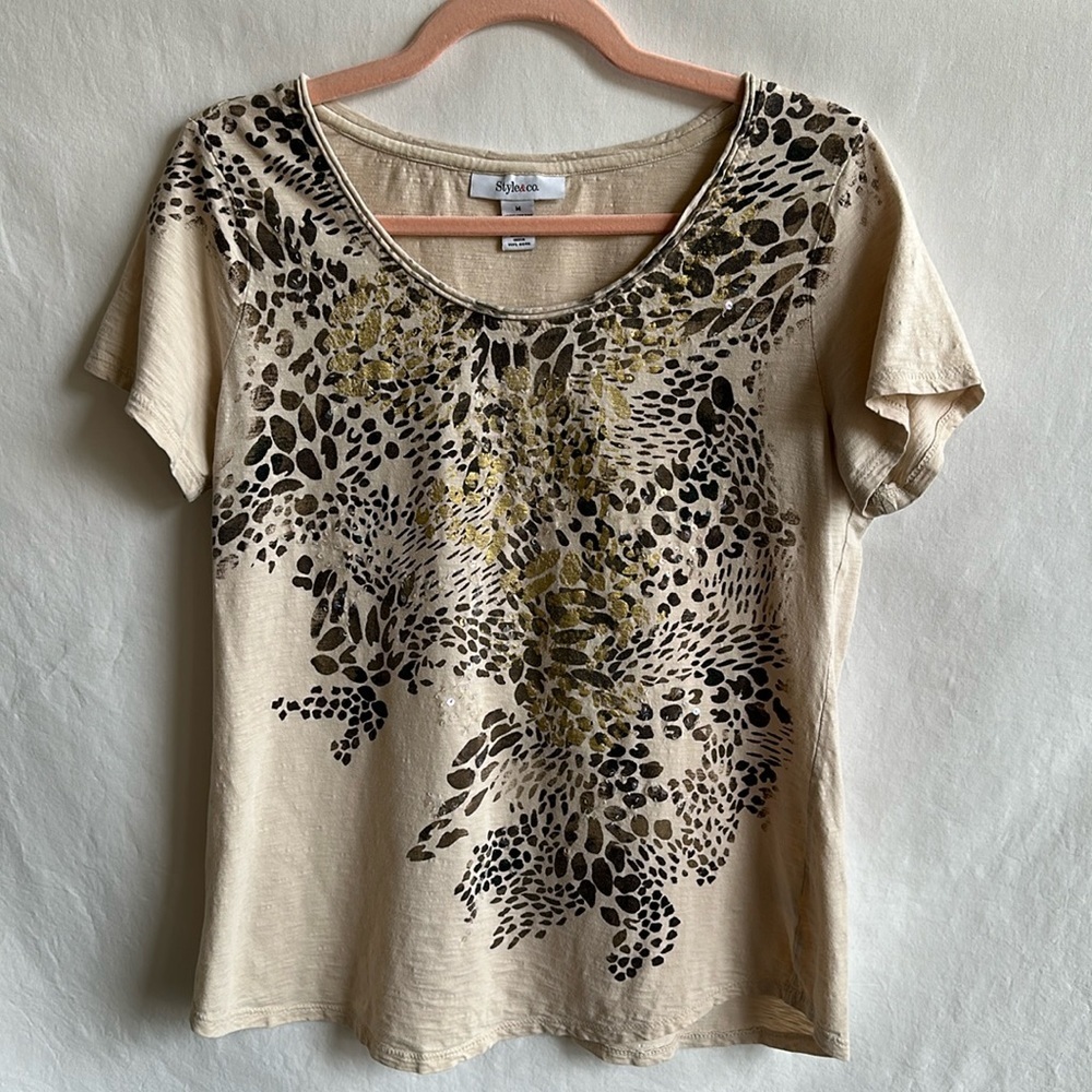 Style & Co. cream tee with brown and gold animal print, size M